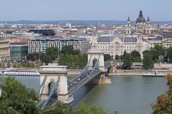 Private Budapest Day Trip from Vienna - Crossing Szechenyi Lanchid, Budapest’s landmark bridge