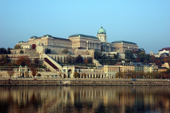 Private day tour to Budapest from Vienna - Heroes’ Square and St. Stephen’s Basilica