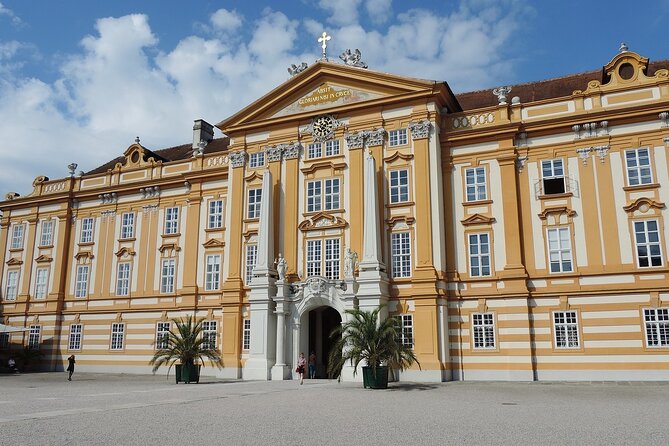 Private Day Trip From Vienna To Mauthausen and Melk - The drive to Melk and a change of mood