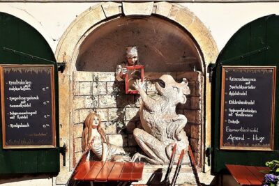 Private Hidden Vienna Walk — Stories Behind Quiet Corners
