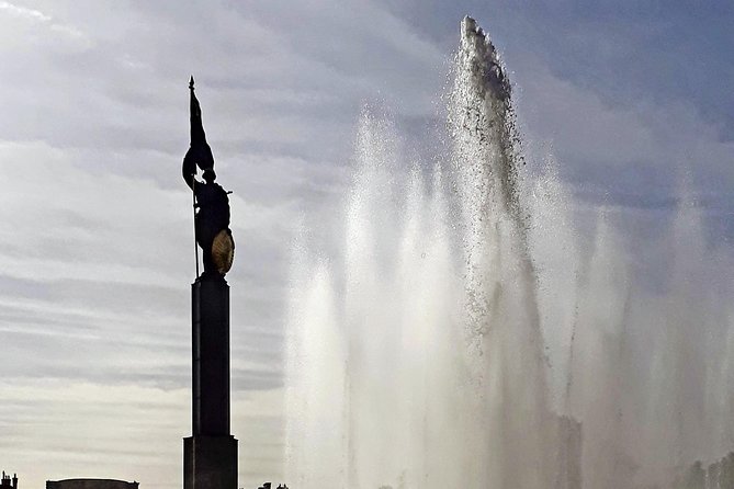 Private Klimt & Vienna Art Walk — From Baroque to Secession - Karlskirche and the Baroque city