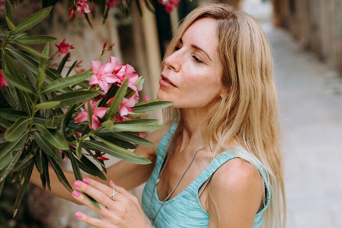 Private Professional Vacation Photoshoot in Vienna - Weather, transport, and booking flexibility
