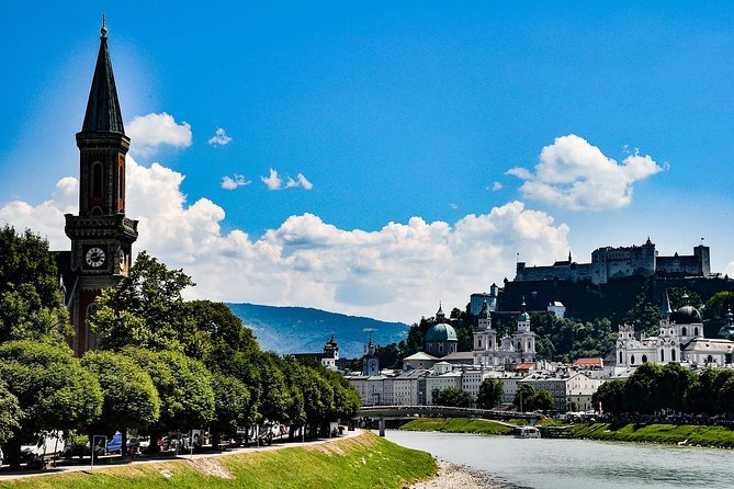 Private Scenic Transfer from Vienna to Salzburg with 4h of Sightseeing - Who should book this transfer?