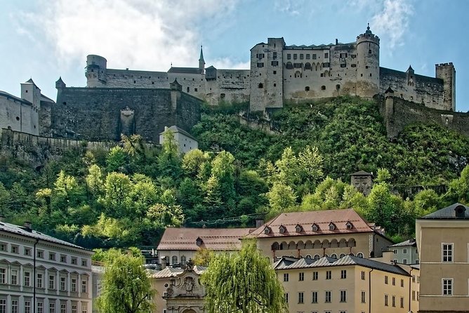 Private Scenic Transfer from Vienna to Salzburg with 4h of Sightseeing - Should you book it?