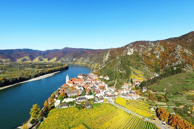 Private Tour Vienna to Salzburg via Wachau & Lake District - Leaving Vienna for the Wachau Valley