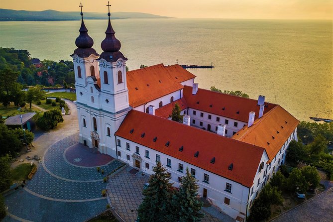 Private Transfer from Vienna to Budapest or Budapest to Vienna - Making sense of the $692.93 price