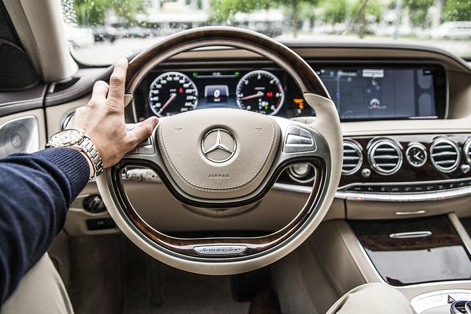 Private Transfer from Vienna to Budapest with 2 hours for sightseeing - What the private car setup means for you