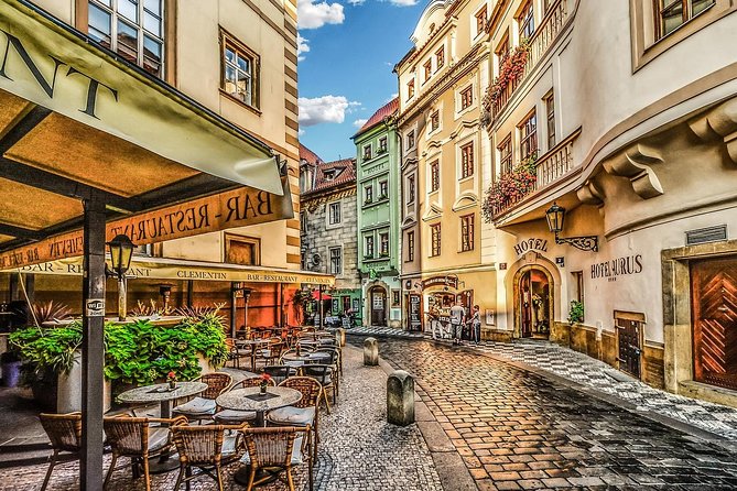 Private Transfer from Vienna to Prague, Hotel-to-hotel, English-speaking driver - The most important quality check