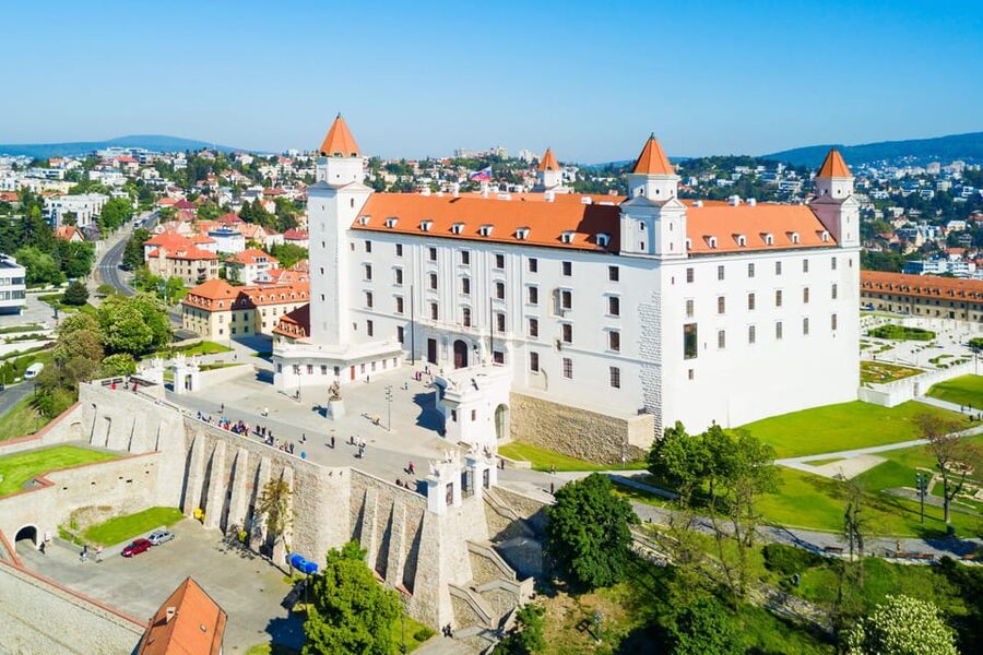 Private trip from Budapest to Bratislava & Gyor, and back - Should you book it?