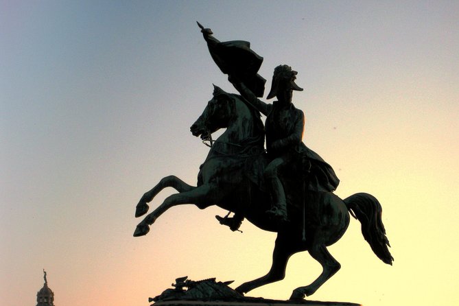Private Vienna Evening Walk — Orientation for Your First Night - Grand promenades, cafés, and the Golden Quarter
