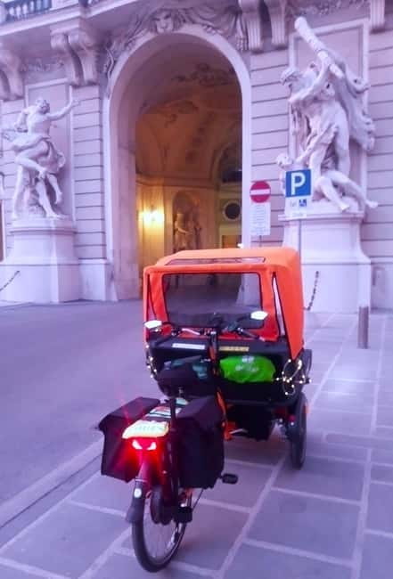 RAXI (Electric Rickshaw) Vienna Tours with two options - What the $158 private price means