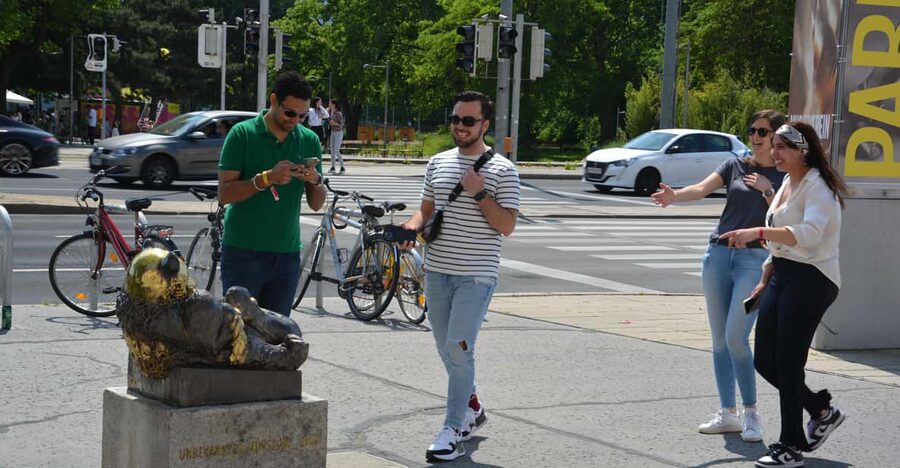 Riddle Tour: Explore the Hidden Gems of Vienna - Starting in Annagasse, beside Vienna’s best-known shopping street