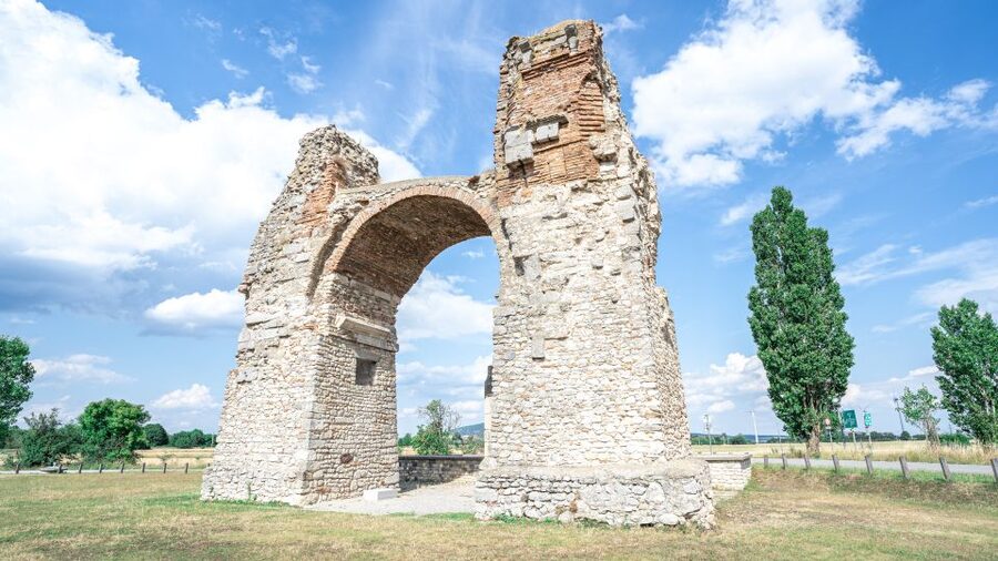 Roman City of Carnuntum Admission - The Carnuntinum Museum in Bad Deutsch-Altenburg