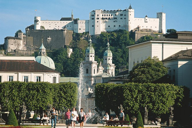Salzburg and Alpine Lakes Tour from Vienna - St. Gilgen and Wolfgangsee in a quick frame