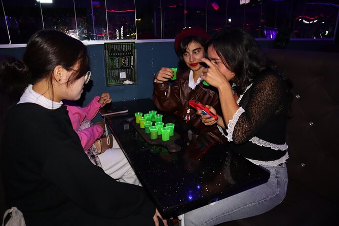 Saturday Night Pub Crawl for Professionals in Vienna, Austria - Vulcania Bar: an easy start at 8:30 pm