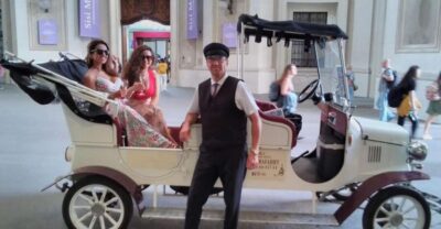 Sightseeing tour in electric vintage car (up to 5 people)