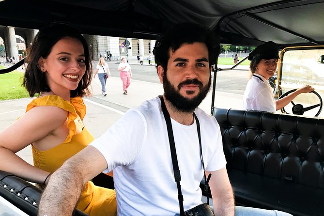 Sightseeing Tour With Oldtimer Cabrio Car (80 min) - Stephansdom, Mozart, and the old city center