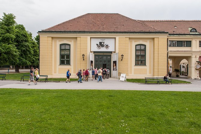 Skip the Line:Imperial Carriage Museum by Schönbrunn Kaiserliche Wagenburg Wien - The Imperial Coach and the public face of monarchy