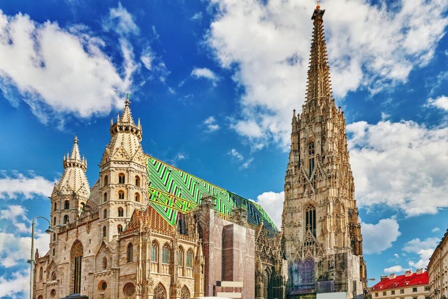 St Stephen's Cathedral Vienna Old Town Walking Tour - What the private format changes
