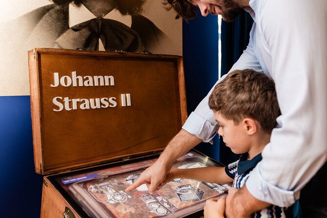 Strauss Exhibition incl. LED Concert Show / Coffee + Strauss Cake - Why the House of Strauss is more than a portrait gallery