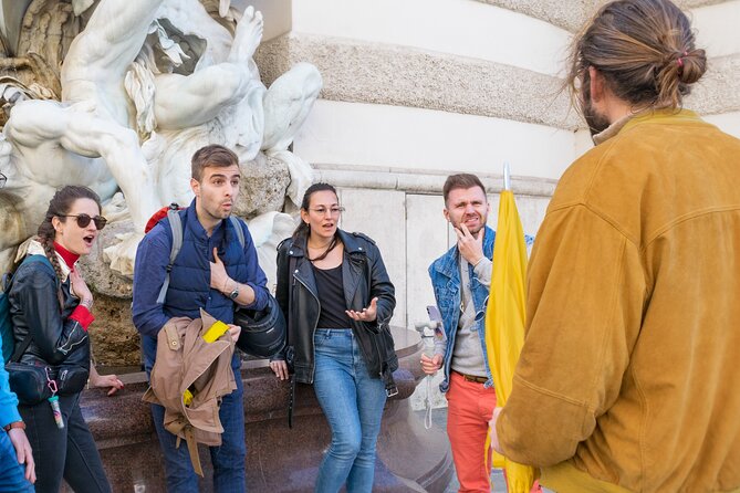 The best of Vienna - Exclusive Tour (Max 9 people) - From the War and Fascism Memorial to the Albertina