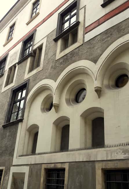 The unknown Vienna City- a guided walking tour in 3 hours - Mark Twain, local lives, and details you might miss