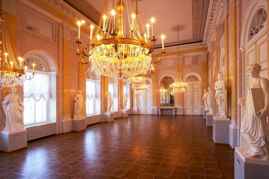 Tickets for the Albertina Exhibitions - Getting to Albertinaplatz 1