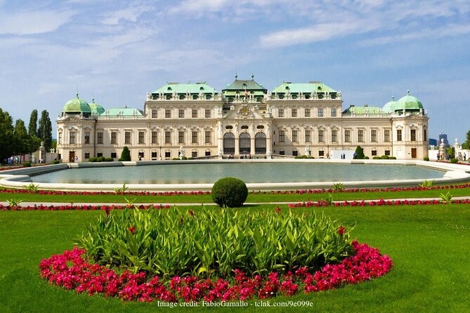 Vienna 2.5-hour Tour with Belvedere Palace & Gardens - What the private format changes