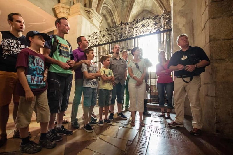 Vienna: 2 Hours Sightseeing Walking Tour - St. Stephen’s Cathedral and the end at Stephansplatz