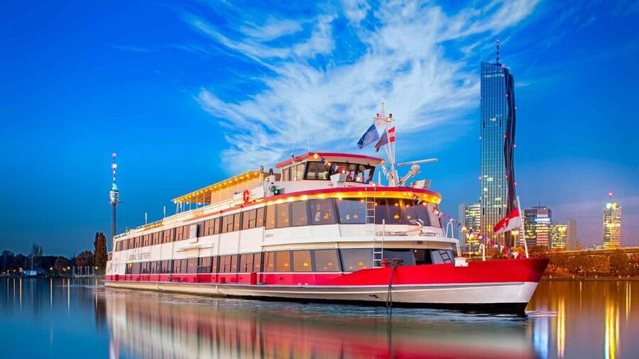 Vienna: 3,5-Hour Danube Cruise "Abba Night" - Boarding at Pier 7 and settling in