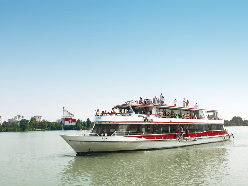 Vienna: 3.5-Hour Grand Danube River Cruise - The Freudenau lock and the first long pause