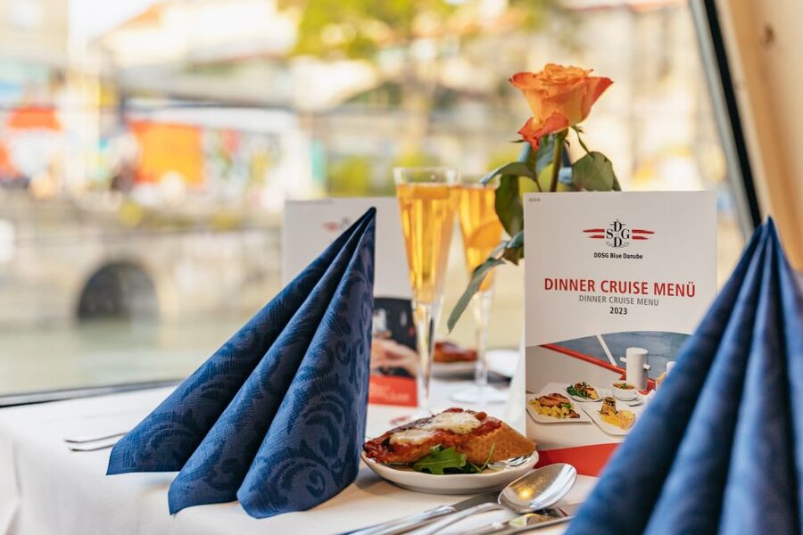 Vienna: 3-Course Evening Dinner Cruise - Should you book the Vienna dinner cruise?
