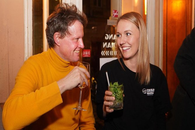 Vienna After Dark: Private Evening Food & Drink Experience - A Parisian Pause at Le Troquet
