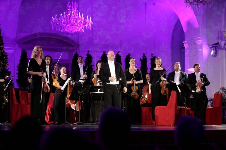 Vienna: After-Hours Schönbrunn Palace Entry & Concert Ticket - Twenty-two rooms with an audio guide