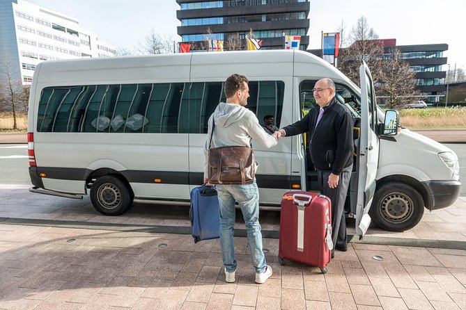 Vienna Airport Departure Transfer (Hotel to Vienna Airport) - Pickup timing, waiting time, and communication