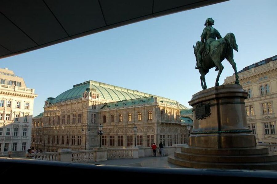 Vienna and Skip-the-Line Schönbrunn Palace Private Tour - Inside Schönbrunn Palace with reserved admission