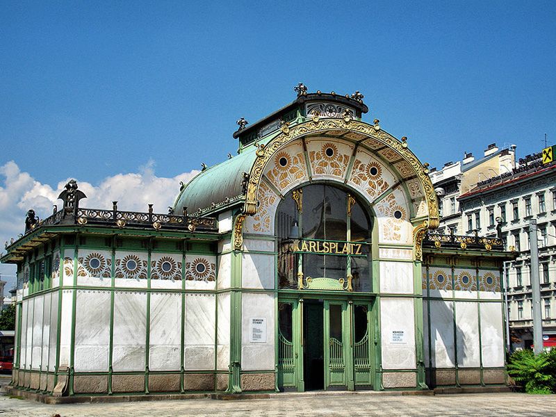 Vienna Art Nouveau Walking Tour - Stadtpark station and the Wien River problem