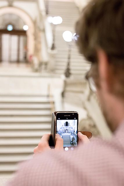 VIENNA AT NIGHT: Photo Tour of the Most Beautiful Buildings - Meeting Tobias at the University of Vienna