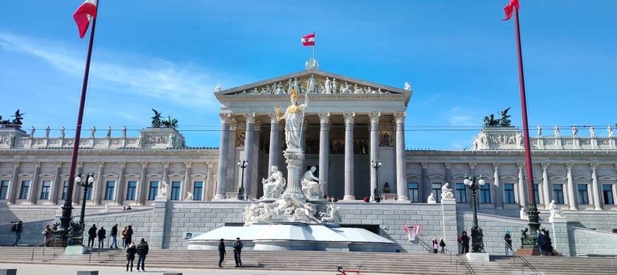 Vienna Audioguide - TravelMate app for your smartphone - Schönbrunn and Vienna’s grand residences