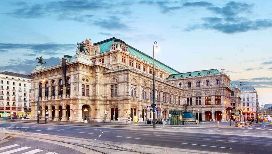 Vienna Audioguide - TravelMate app for your smartphone - Audio quality, languages, and the quiz