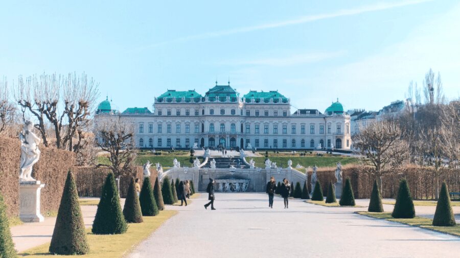 Vienna Audioguide - TravelMate app for your smartphone - Stephansdom and Vienna’s central story
