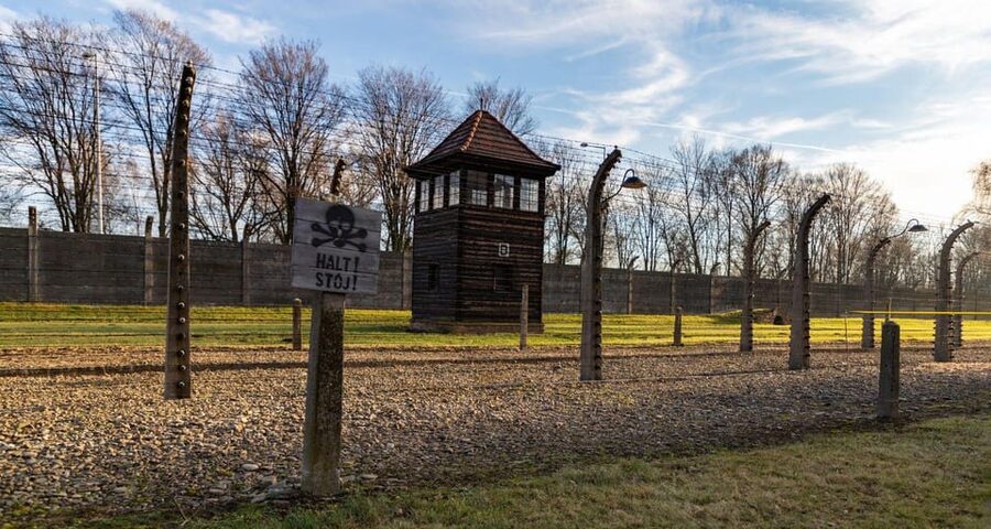 Vienna: Auschwitz Birkenau Full-Day Tour w/ Hotel Transfers - The Early Start From Your Vienna Hotel