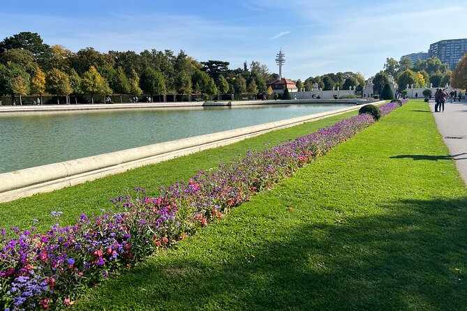 Vienna Belvedere Museum Private Walking Tour with Licensed Guide - What a private guide changes