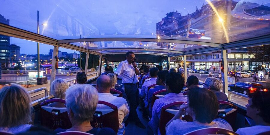 Vienna: Big Bus City Highlights Night Tour with Live Guide - Key points at a glance