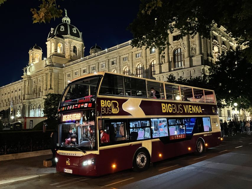 Vienna: Big Bus City Highlights Night Tour with Live Guide - Live guide or multilingual headset?