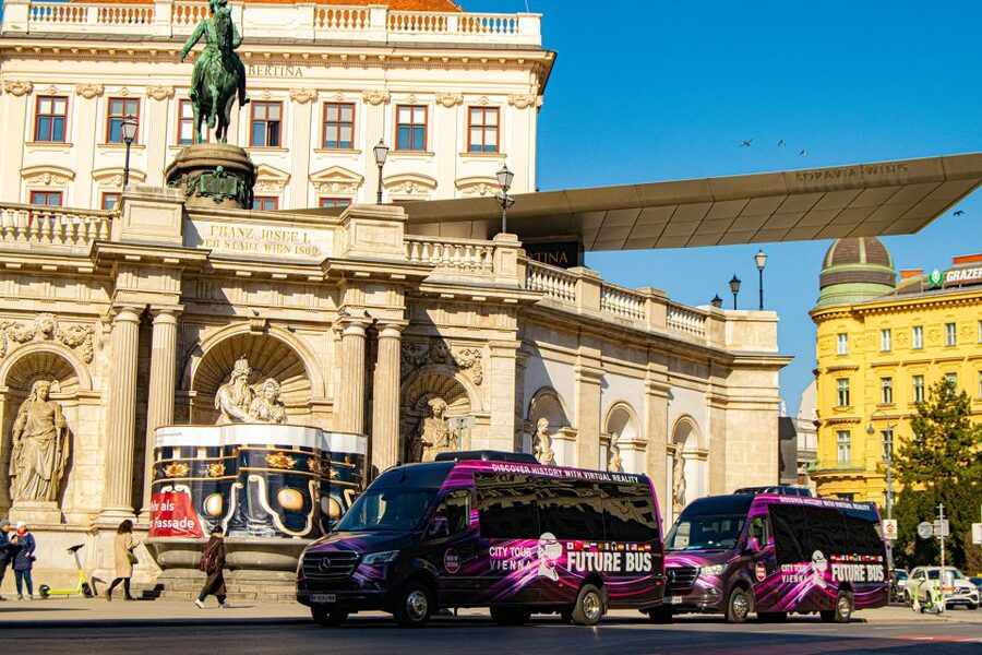 Vienna: Bus Tour with Virtual Reality Experience - The final VR stop and return to the Ringstraße