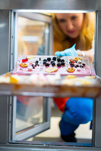 Vienna: Chocolate Workshop in Chocolate Museum w/ Tasting - Making three chocolate bars in Vienna