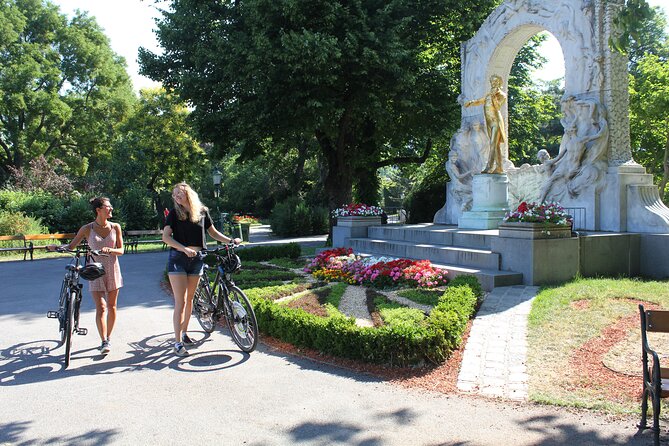 Vienna City Bike Tour - What the guides add to the three hours