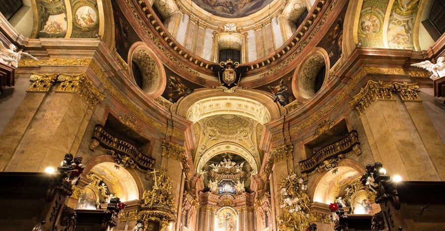 Vienna: Classic Ensemble Vienna in St. Peter's Church Ticket - A close look at the ensemble