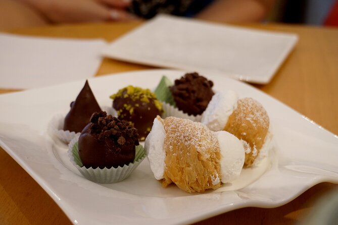 Vienna Coffee, Cake & Pastries Tour with Local Stories - Key points to know before booking